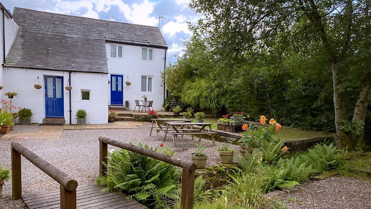 Rowrah Hall - The Old Hayloft Frizington Eksteriør billede