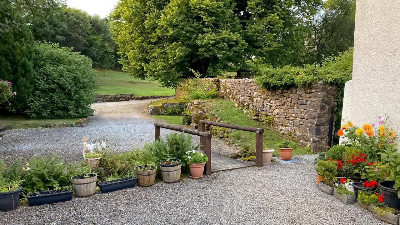 Rowrah Hall - The Old Hayloft Frizington Eksteriør billede